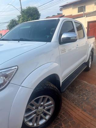 TOYOTA HILUX 3.0 SRV 4X4 CD 16V TURBO INTERCOOLER DIESEL 4P AUTOMÁTICO